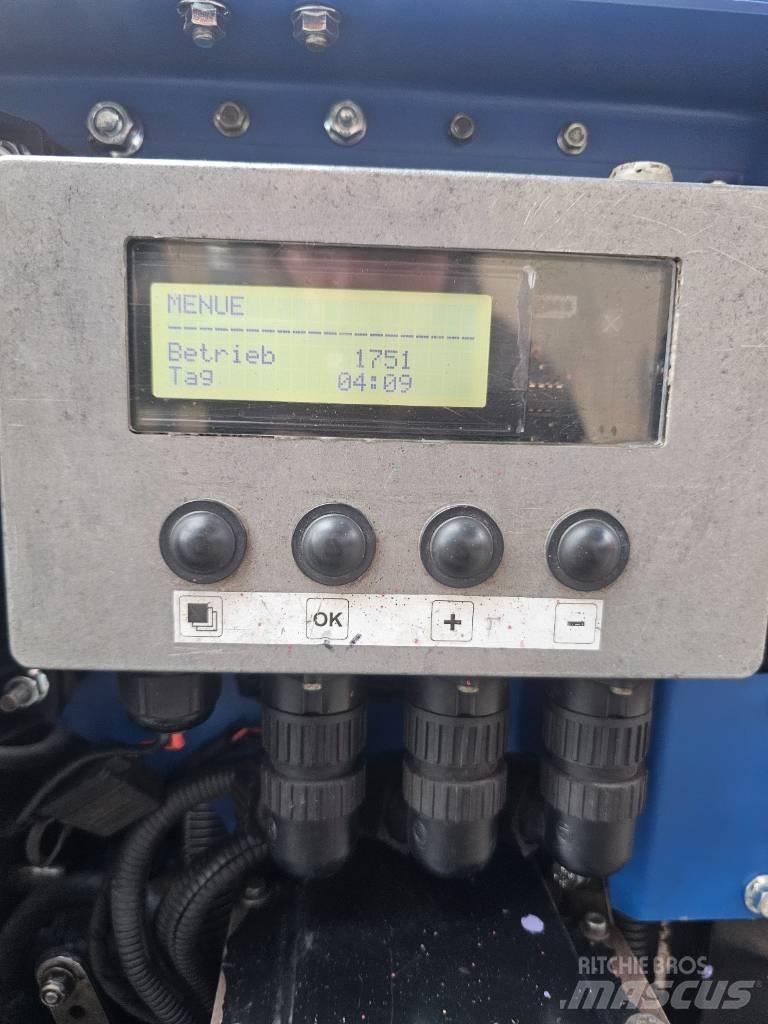 Irus Deltrak 2.5 Sekačky namontované a tažené