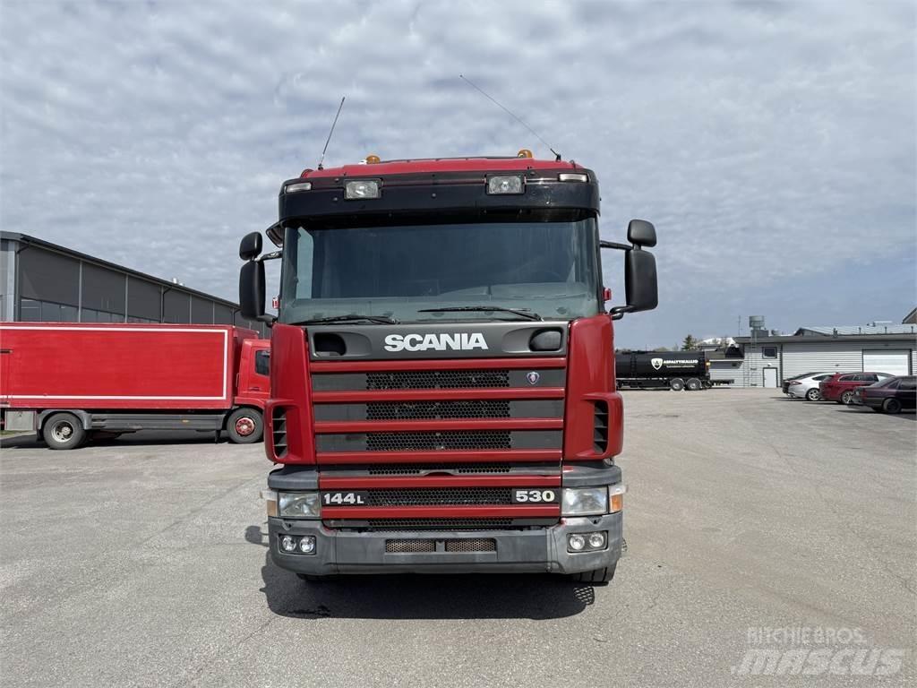 Scania R144 6X2 Hákový nosič kontejnerů
