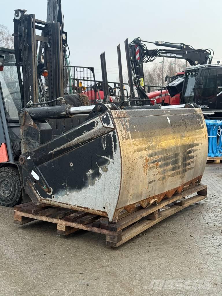 Ålö Silocut 250 Další stroje a zařízení pro chov zemědělských zvířat