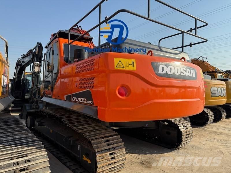 Doosan DX 300LC-9C Pásová rýpadla