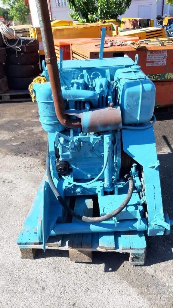 Hanix 32 HP Stavebnictví - ostatní