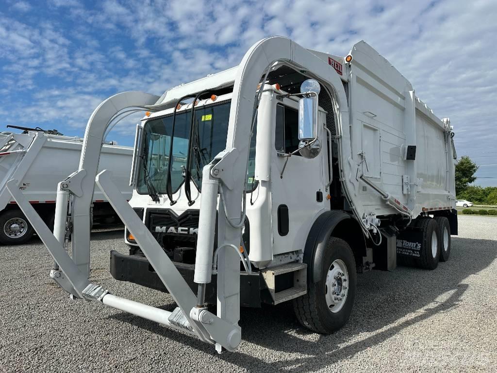 Mack MRU613 Popelářské vozy