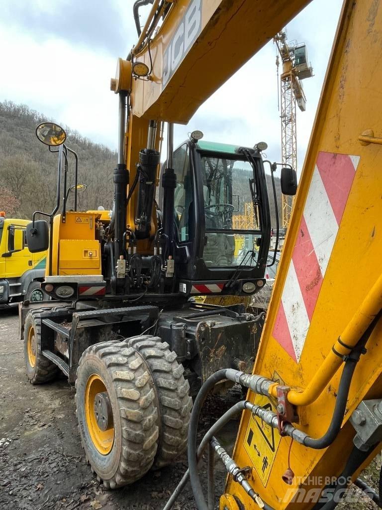 JCB JS 175 W Kolová rýpadla