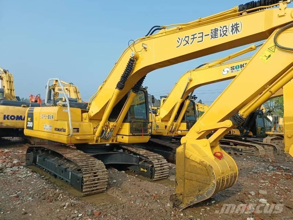 Komatsu PC 200-8 Pásová rýpadla
