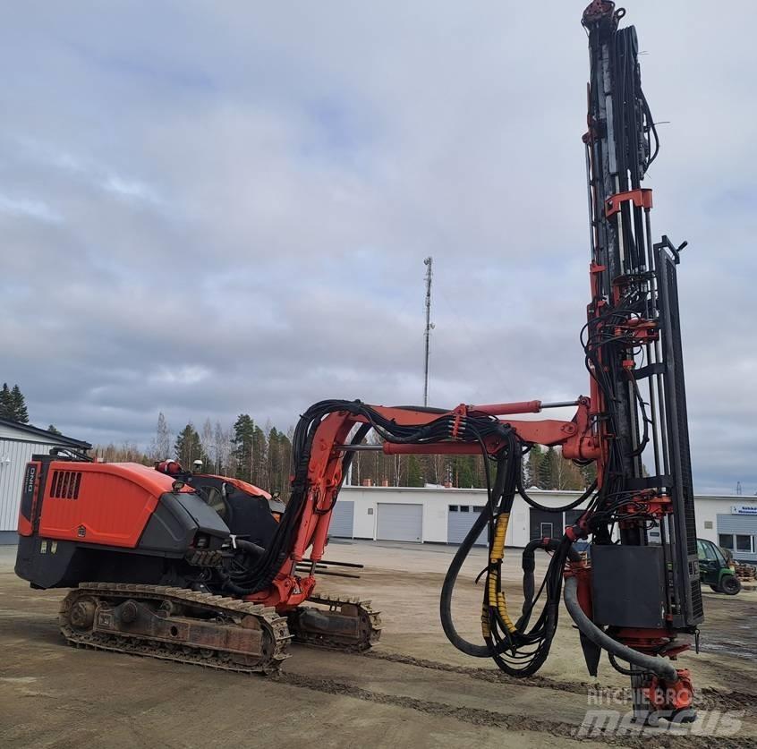 Sandvik DC 410 Ri Povrchové vrtací stroje