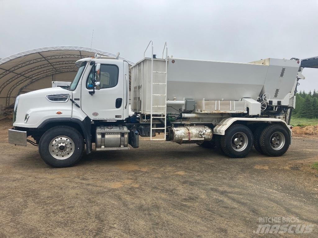 Freightliner SD 114 Domíchávače betonu