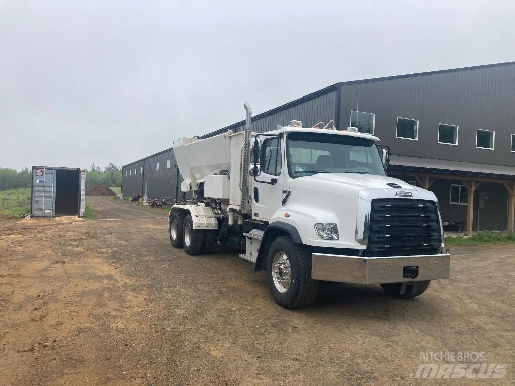 Freightliner SD 114 Domíchávače betonu