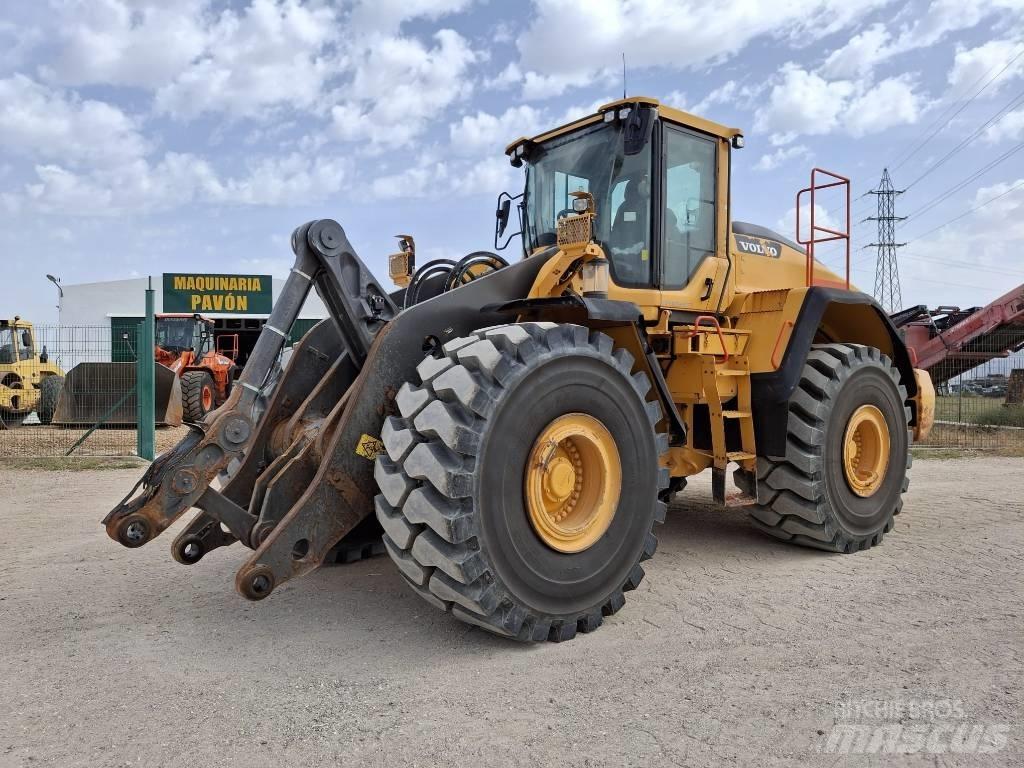 Volvo L 220 H Kolové nakladače