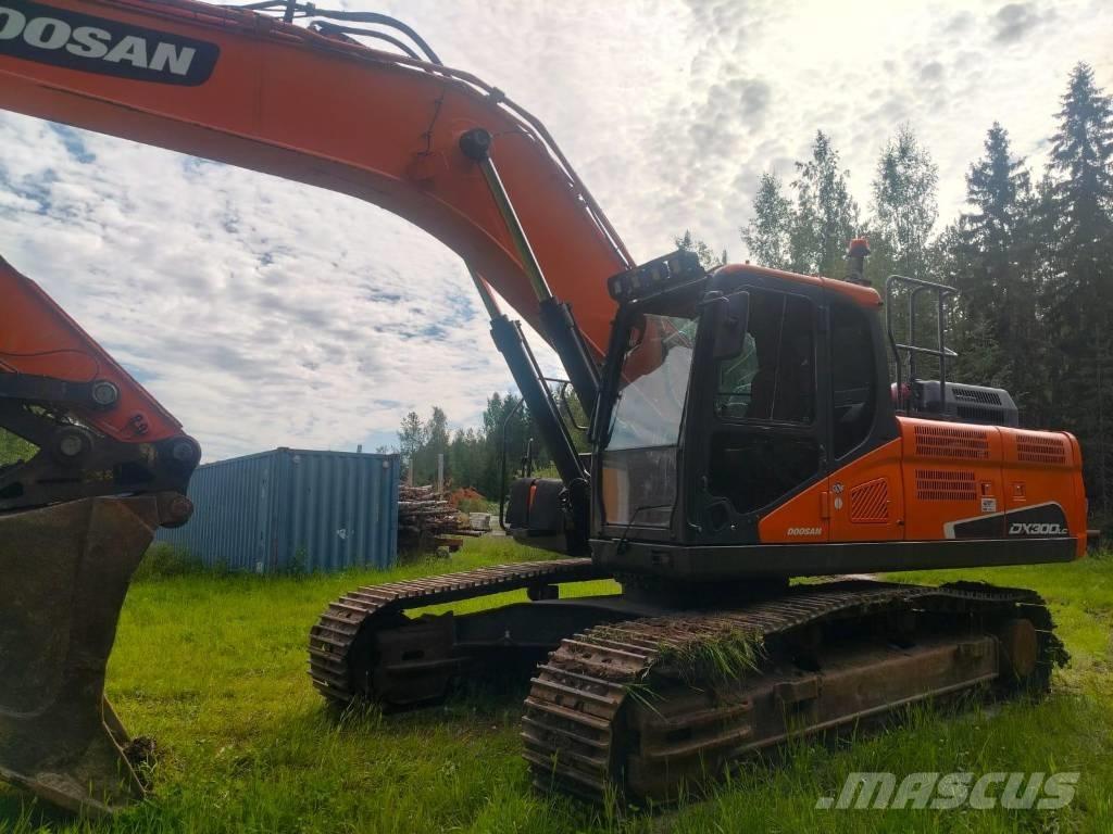 Doosan DX 300 LC Pásová rýpadla
