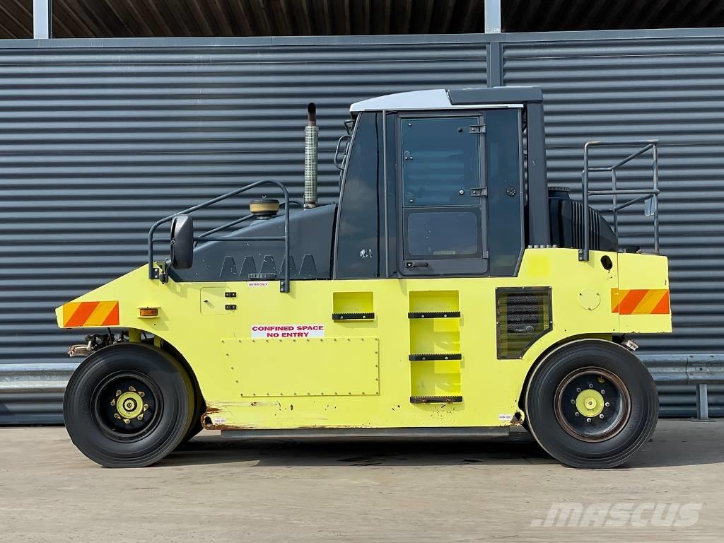Ammann AP 240 Pneumatikové válce