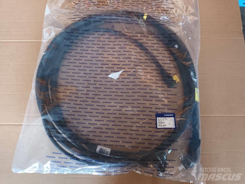 Volvo HOSE 21313780 Hydraulika
