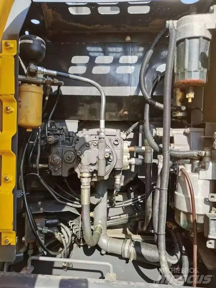 Sumitomo SH130-6 Pásová rýpadla