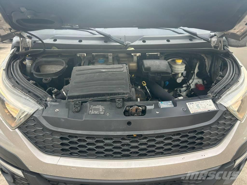 Iveco Daily 35-130 Autojeřáby, hydraulické ruky