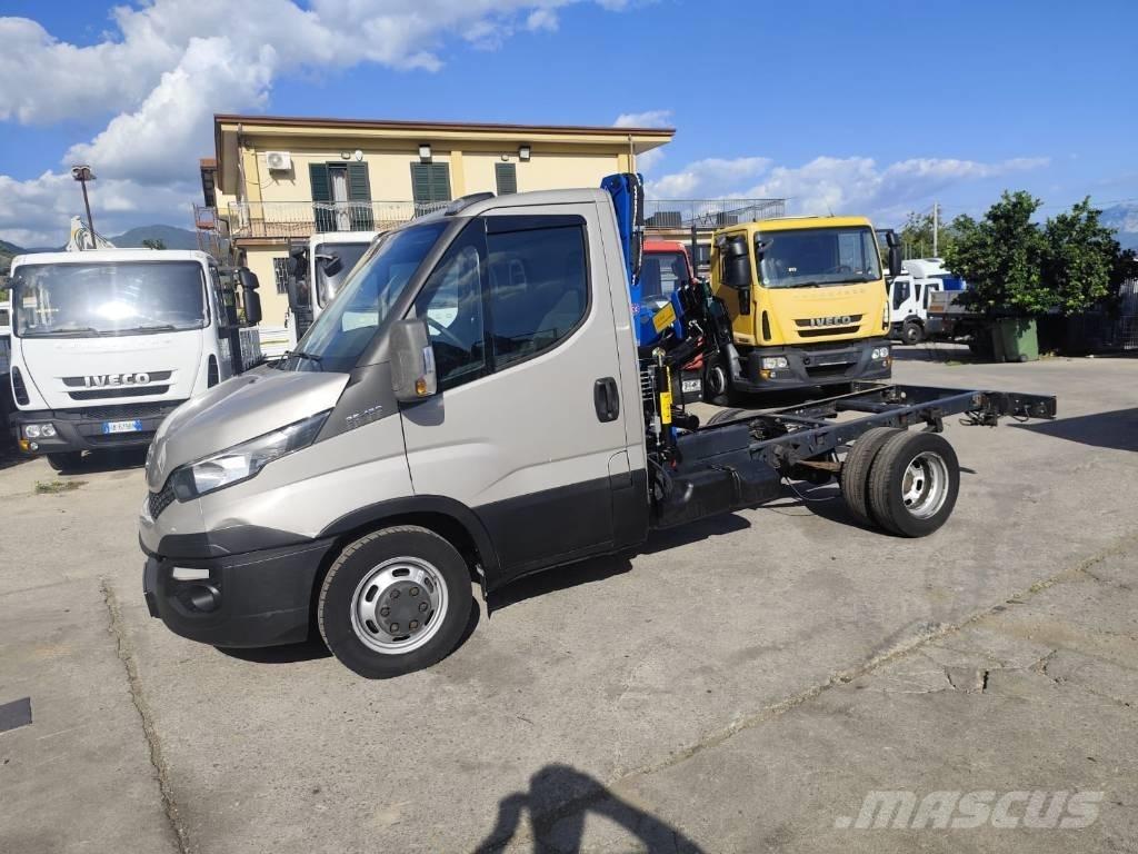 Iveco Daily 35-130 Autojeřáby, hydraulické ruky