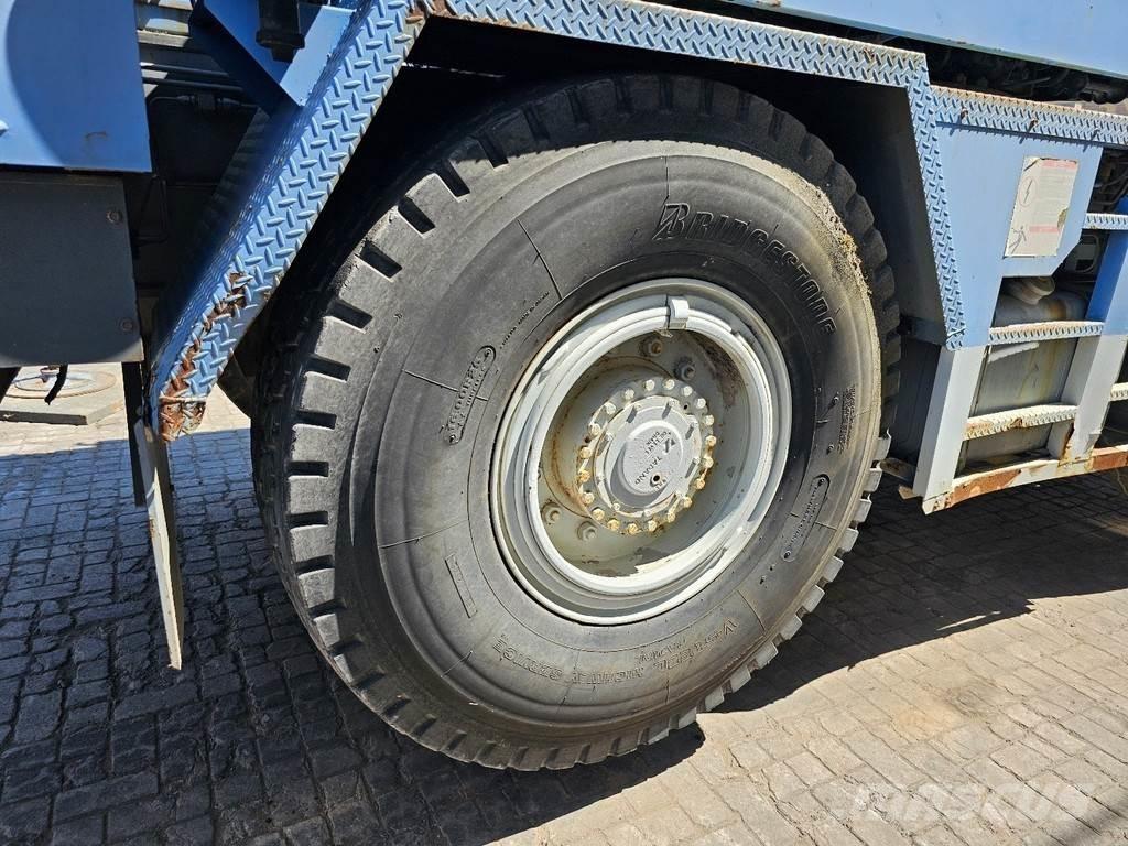 Tadano TR250E Univerzální terénní jeřáby