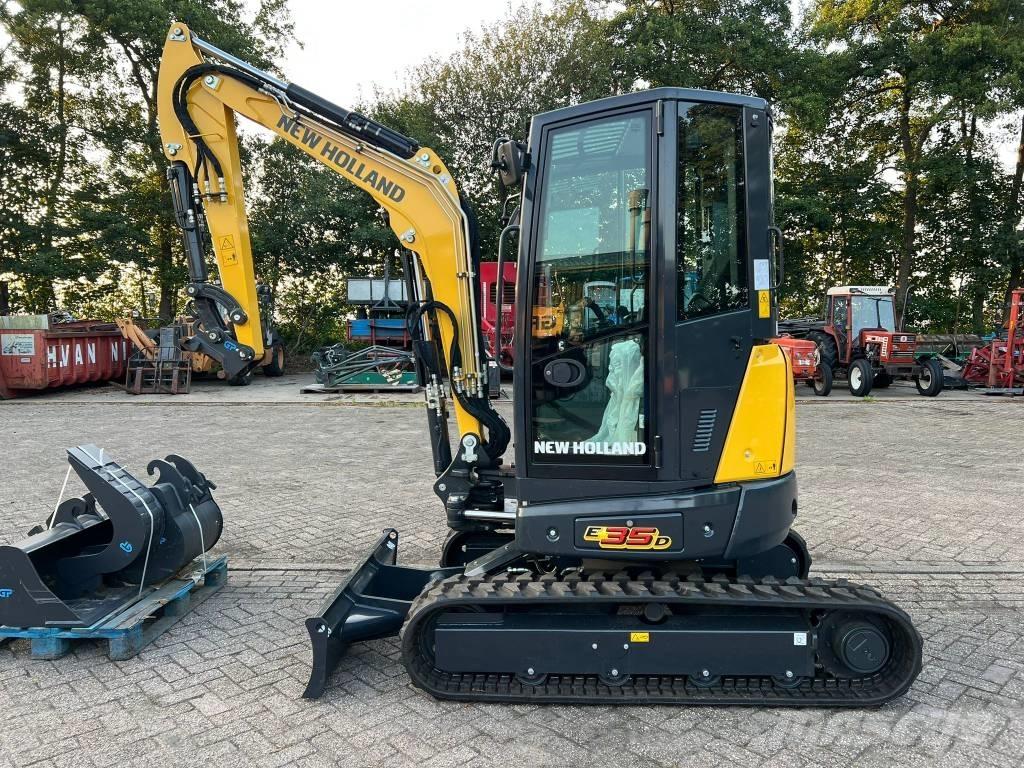 New Holland E 35 D Mini rýpadla < 7t