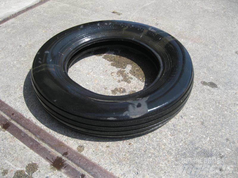 Pirelli 6.00-16 band Pneumatiky, kola a ráfky