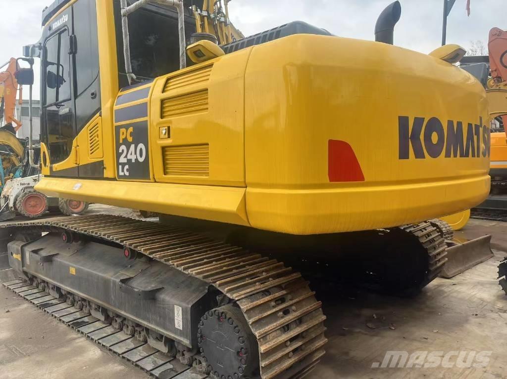 Komatsu PC 240 LC Pásová rýpadla