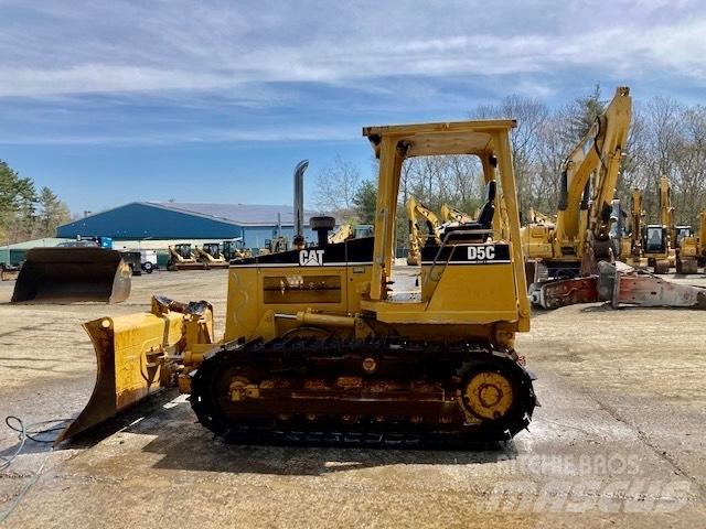 CAT D 5 C Pásové dozery