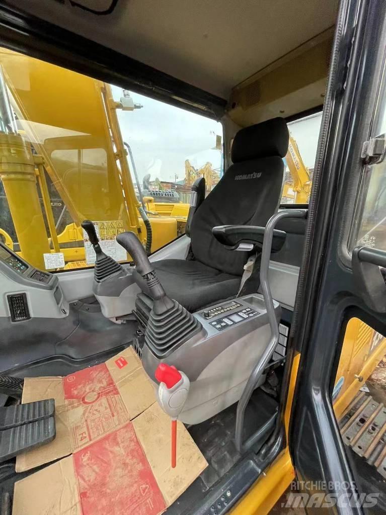 Komatsu PC 130-7 Pásová rýpadla