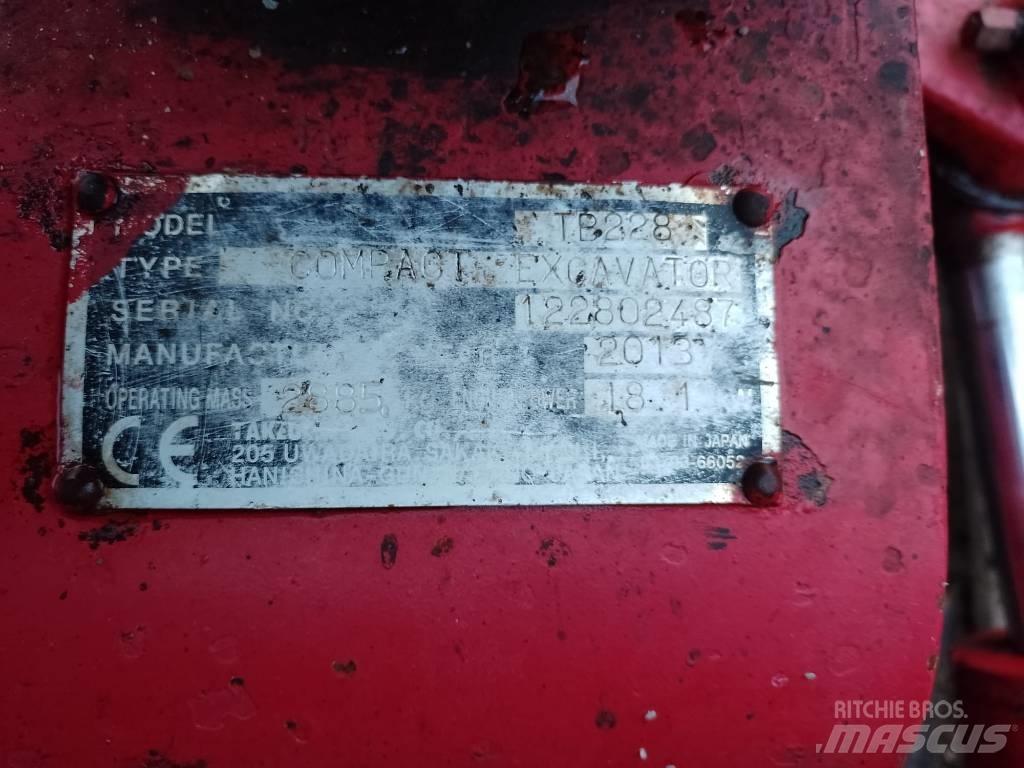 Takeuchi TB228 Mini rýpadla < 7t