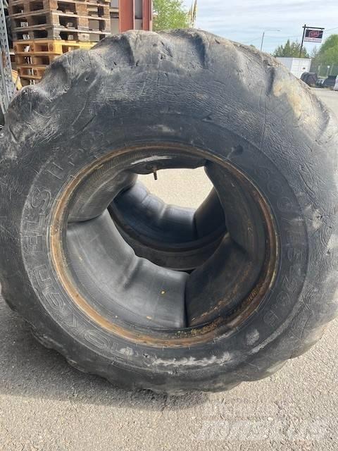Nokian 600/55-26.5 Pneumatiky, kola a ráfky