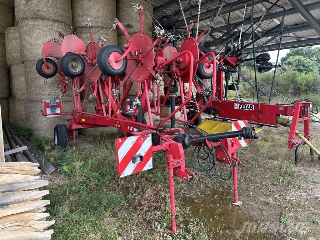 Lely LOTUS 1020 Obraceče a shrabovače sena