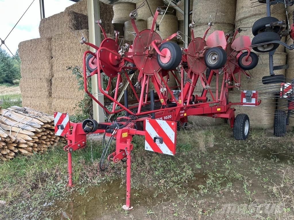 Lely LOTUS 1020 Obraceče a shrabovače sena