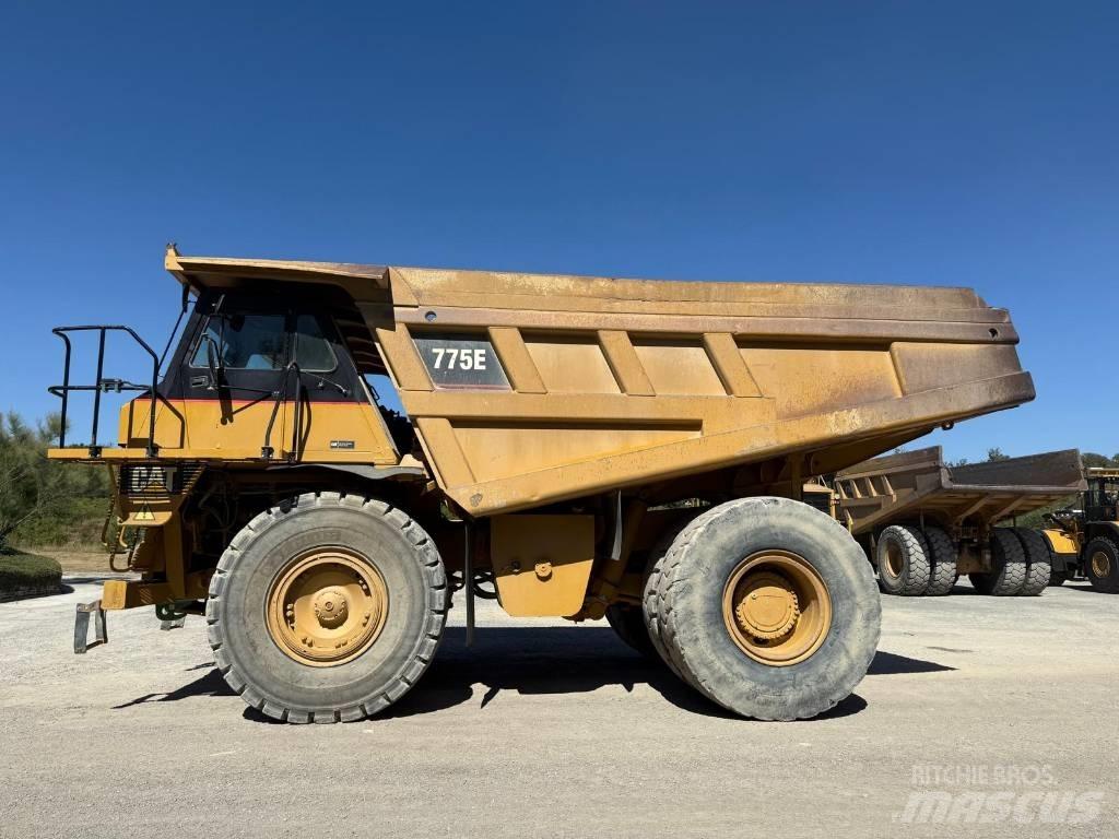 CAT 775 E Pevné dempry