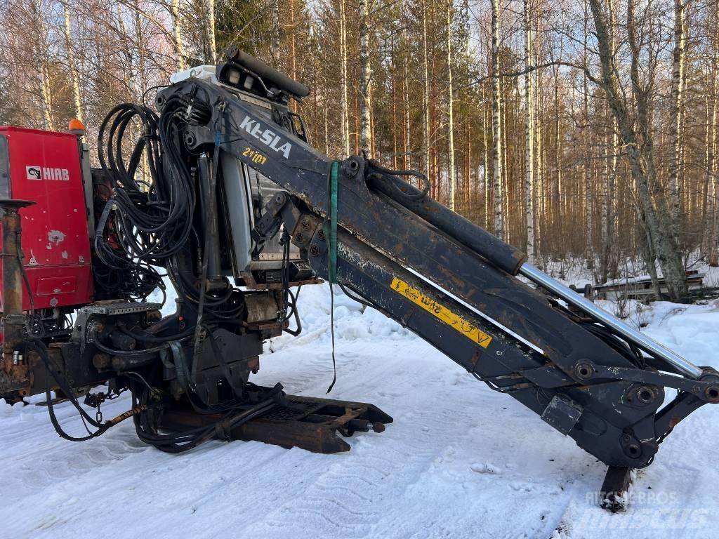 Kesla 2110T Lesnické jeřáby