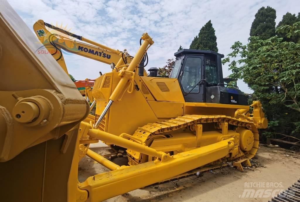 Komatsu D 155 AX Pásové dozery