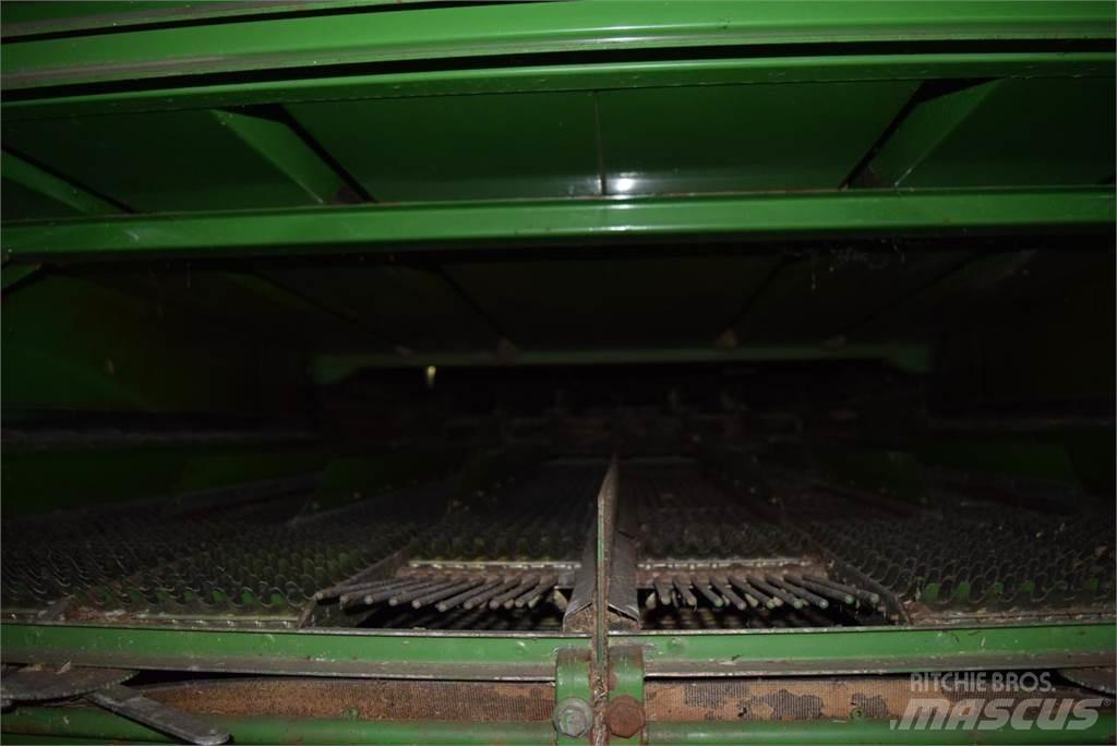 John Deere 2066 Sklízecí mlátičky