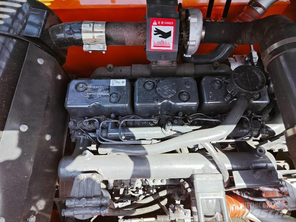 Doosan 225 LC Pásová rýpadla