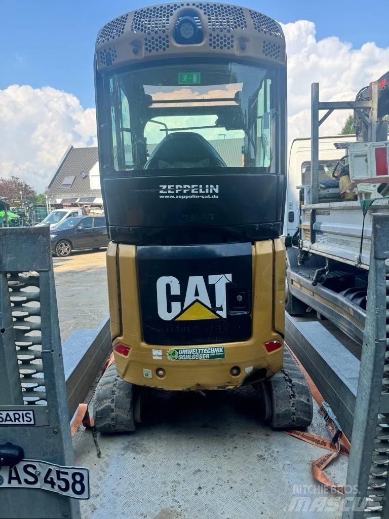 CAT 301.8 Mini rýpadla < 7t