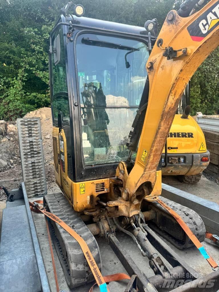 CAT 301.8 Mini rýpadla < 7t