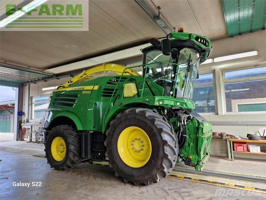 John Deere 8500 Samojízdné sekačky