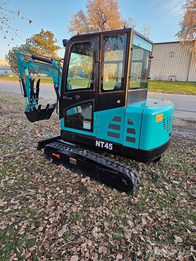 AGT NT45 Mini rýpadla < 7t
