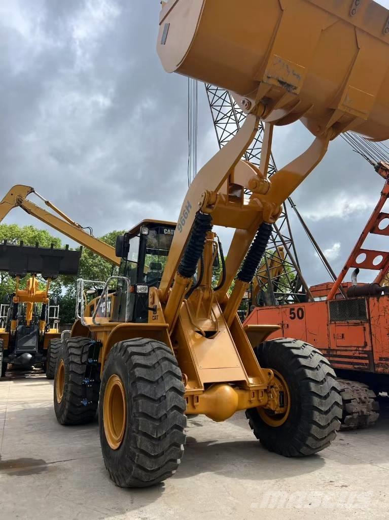 CAT 966 H Kolové nakladače
