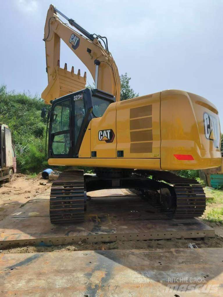 CAT 323 GC Pásová rýpadla
