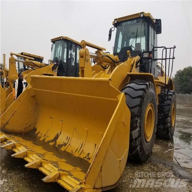 CAT 966 H Kolové nakladače