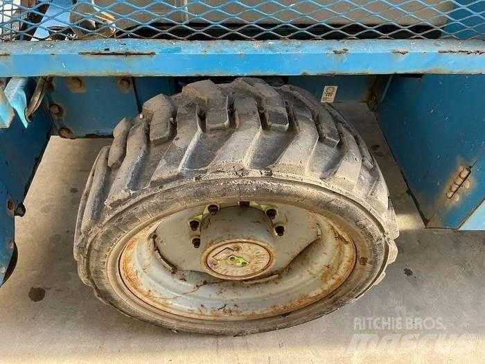 Genie GS4390RT Nůžková zvedací plošina