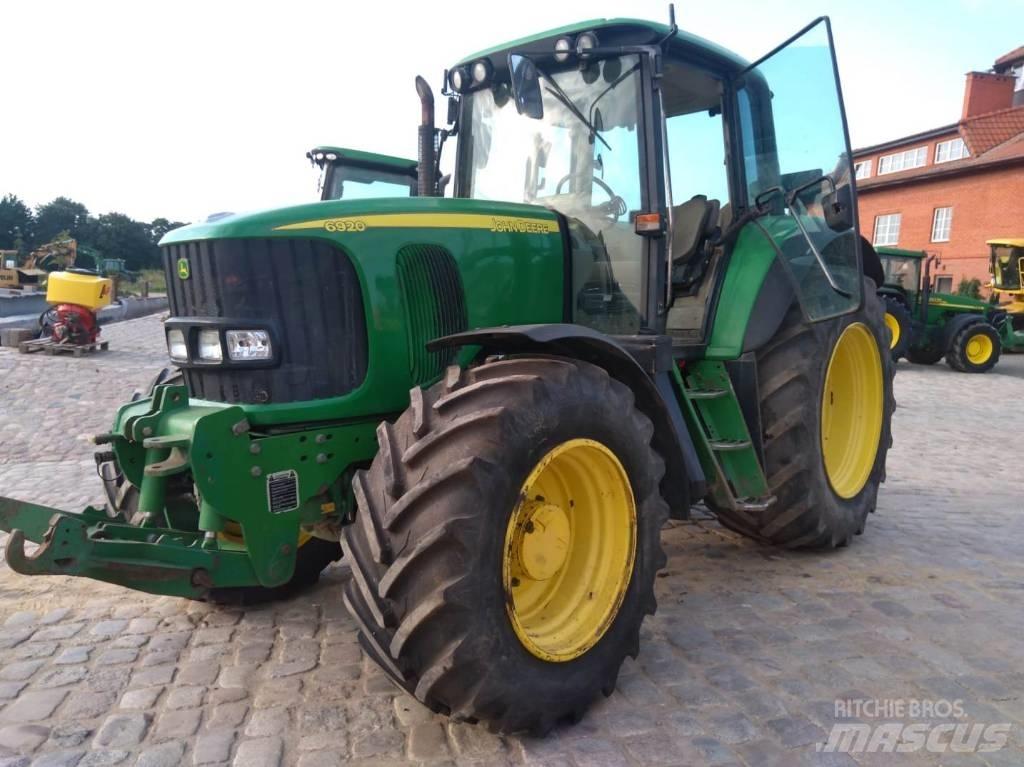 John Deere 6920 Traktory