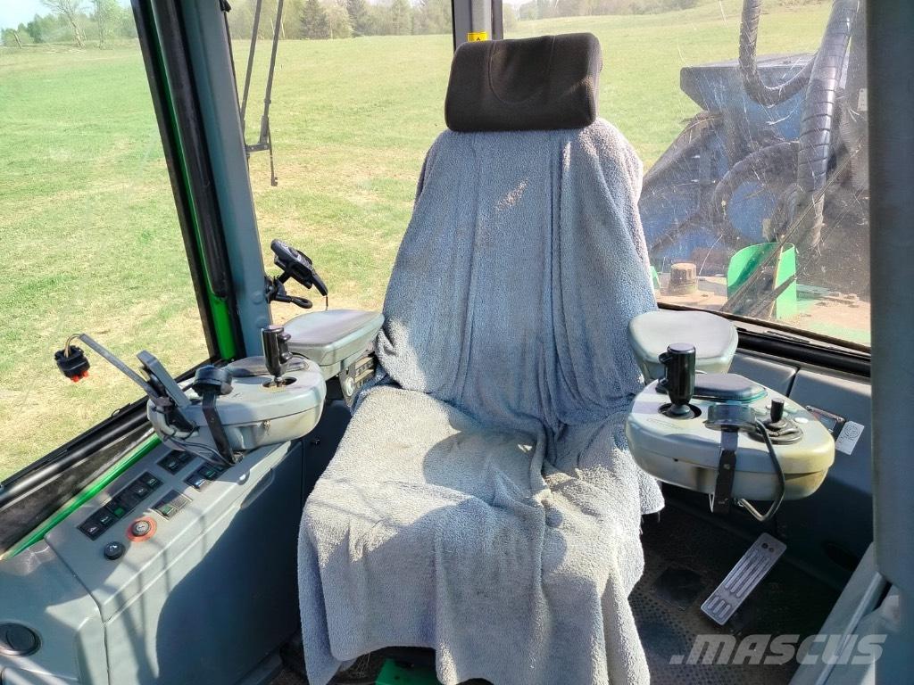 John Deere 1410d Vyvážecí traktory