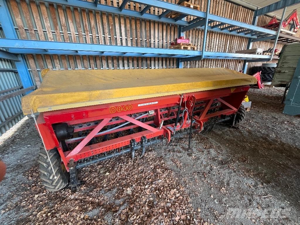 Överum D840 Mechanické secí stroje