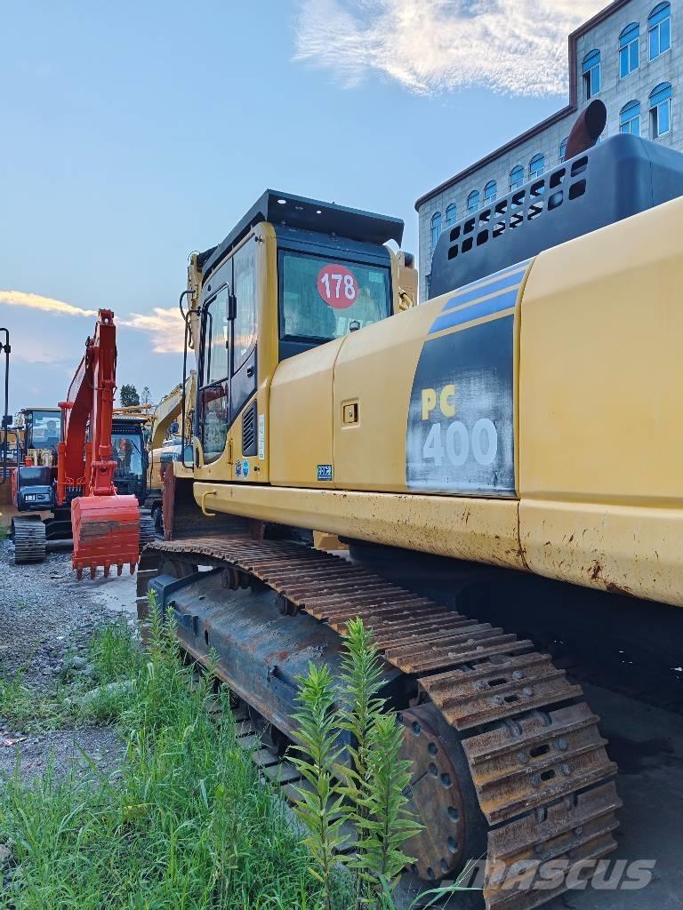 Komatsu PC 400-8 Pásová rýpadla