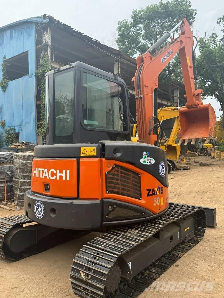 Hitachi ZX 50 U Pásová rýpadla