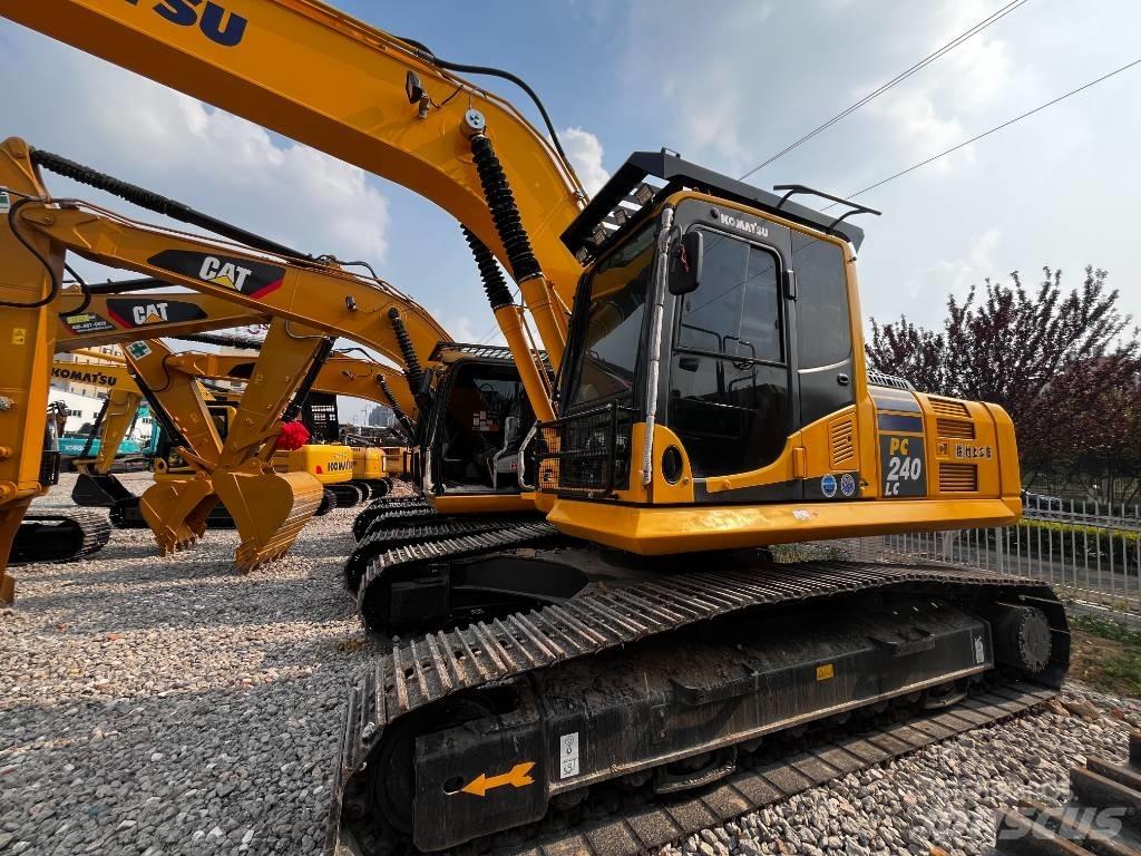 Komatsu PC 240 LC-8 Pásová rýpadla