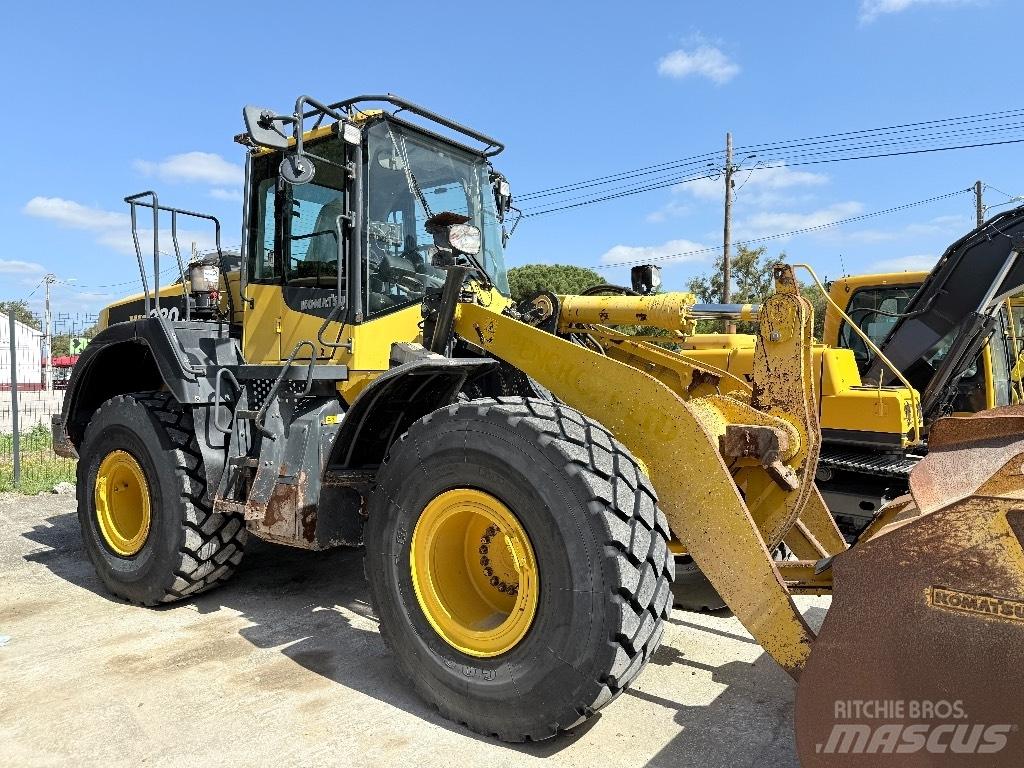 Komatsu WA 380-8 Kolové nakladače