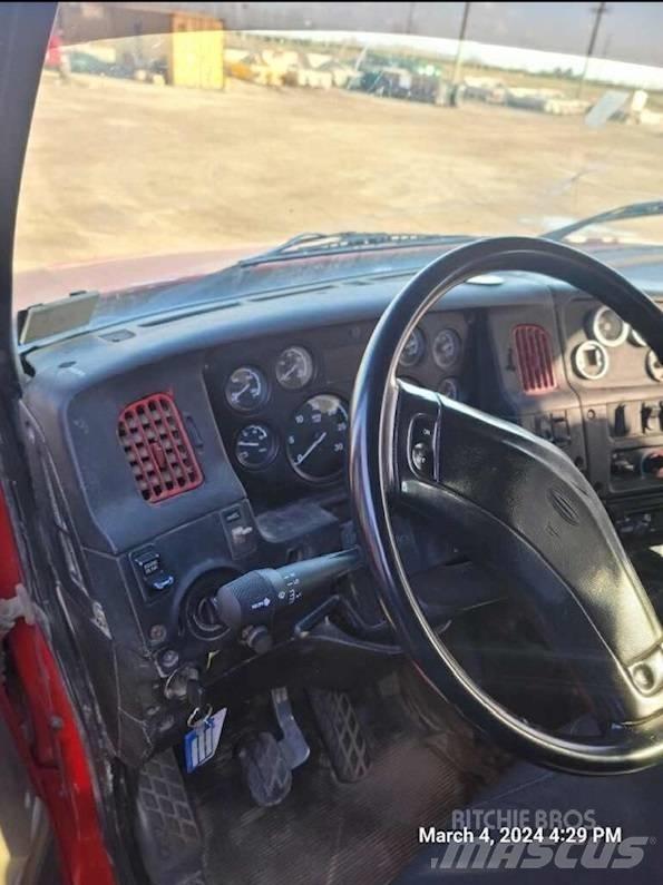 Sterling L 9500 Sklápěče