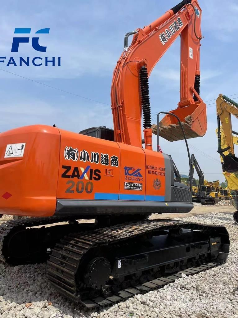 Hitachi ZX 200 Pásová rýpadla